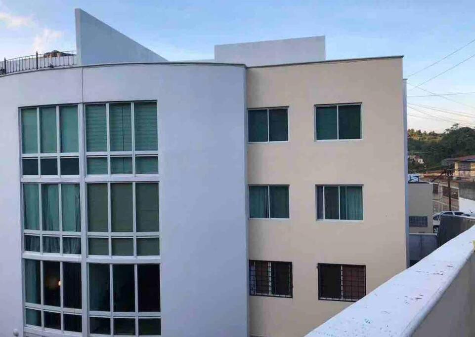 Hermoso Penthouse Cerca Del Centro Apartamento